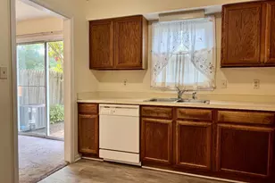 410 Forest Ct, Warrenton, VA 20186 - Photo 10