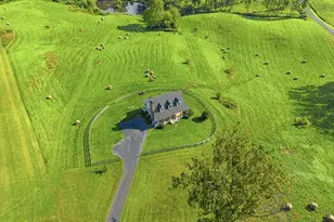 9470 Maidstone Rd, Delaplane, VA 20144 - Photo 4