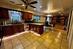 5746 Myriah Ct, Warrenton, VA 20187 - Photo 14