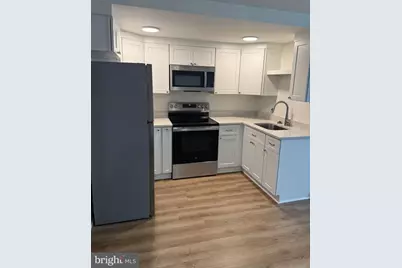 380 Broadview Avenue #APT 5, Warrenton, VA 20186 - Photo 1