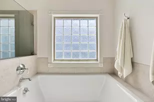 256 Carriage Chase Cir, Warrenton, VA 20186 - Photo 36