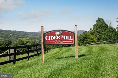 11470 Apple Manor Road, Markham, VA 22643 - Photo 2