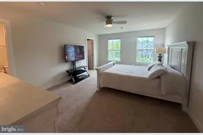 9812 Thoroughbred Road, Warrenton, VA 20187 - Photo 16