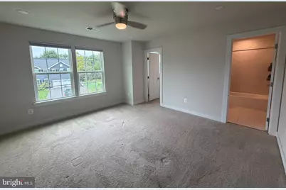 9812 Thoroughbred Road, Warrenton, VA 20187 - Photo 18