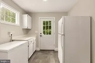 7154 Chesterfield Dr, Warrenton, VA 20187 - Photo 22