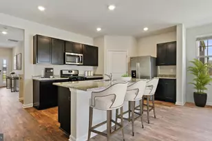 125 Woodford Dr, Stephens City, VA 22655 - Photo 2