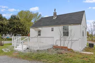 792 Fox Dr, Winchester, VA 22602 - Photo 2