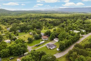 709 Dicks Hollow Rd, Winchester, VA 22603 - Photo 24