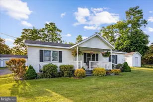 709 Dicks Hollow Rd, Winchester, VA 22603 - Photo 2