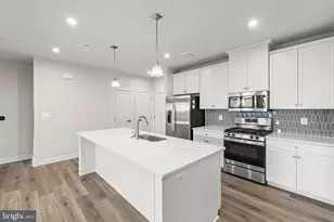 140 McCormick Cir, Winchester, VA 22602 - Photo 4