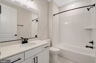 100 Midsummer Ln, Middletown, VA 22645 - Photo 10