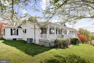 1049 Laurel Grove Rd, Winchester, VA 22602 - Photo 4