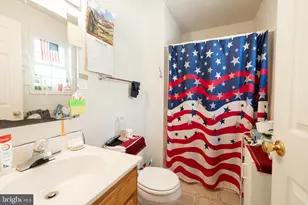 228 Sleepy Woods Rd, Cross Junction, VA 22625 - Photo 18