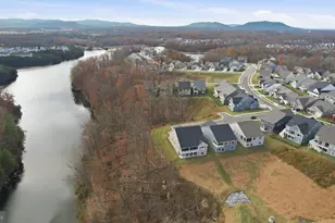 103 Planetree Ct, Lake Frederick, VA 22630 - Photo 4