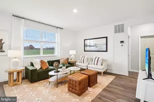 127 Woodford Dr, Stephens City, VA 22655 - Photo 4