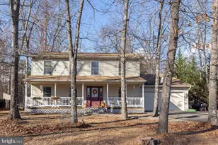 308 Laurel Dr, Cross Junction, VA 22625 - Photo 2