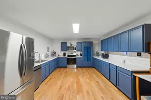 308 Laurel Dr, Cross Junction, VA 22625 - Photo 12