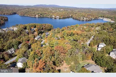 126 Downhill Cir, Cross Junction, VA 22625 - Photo 6