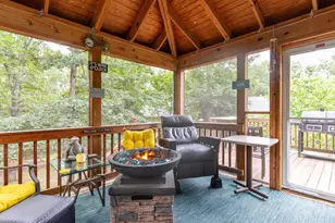 112 Country Club Dr, Cross Junction, VA 22625 - Photo 10