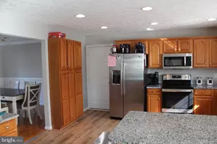 107 Fancy Ct, Stephens City, VA 22655 - Photo 6