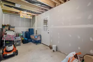 119 Kensington Cir, Middletown, VA 22645 - Photo 32