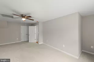 109 Sycamore Pl, Cross Junction, VA 22625 - Photo 24