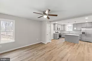 109 Sycamore Pl, Cross Junction, VA 22625 - Photo 10