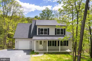 109 Sycamore Pl, Cross Junction, VA 22625 - Photo 1