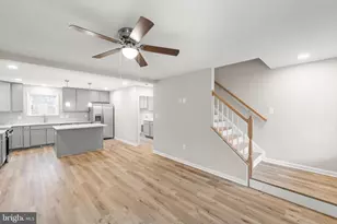 109 Sycamore Pl, Cross Junction, VA 22625 - Photo 4