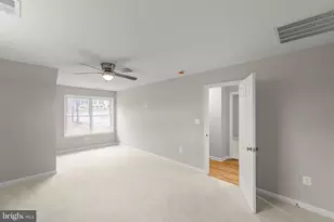 109 Sycamore Pl, Cross Junction, VA 22625 - Photo 24