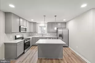 109 Sycamore Pl, Cross Junction, VA 22625 - Photo 8