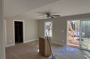 1102 Lakeview Dr, Cross Junction, VA 22625 - Photo 14