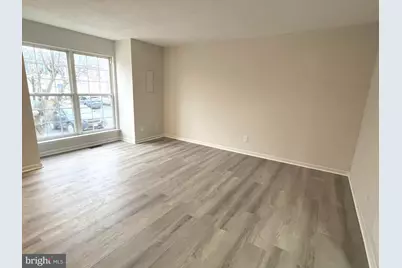 305 Sutton Court, Winchester, VA 22601 - Photo 2