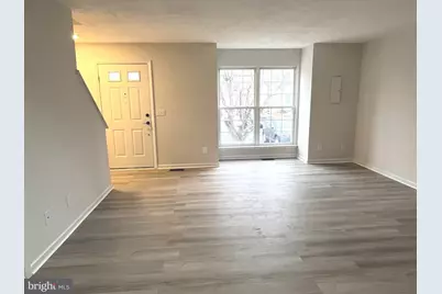 305 Sutton Court, Winchester, VA 22601 - Photo 4