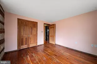 186 Pine Cone Dr, Cross Junction, VA 22625 - Photo 10