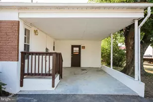 108 Martin Dr, Winchester, VA 22602 - Photo 2