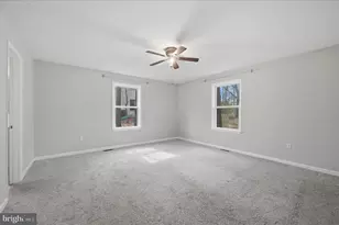1220 Lakeview Dr, Cross Junction, VA 22625 - Photo 26