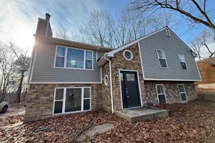 1220 Lakeview Dr, Cross Junction, VA 22625 - Photo 6