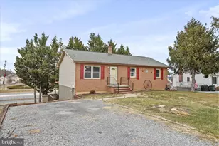 104 Linwood Ct, Stephens City, VA 22655 - Photo 4