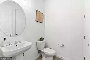 121 Raven Oaks Dr, Winchester, VA 22602 - Photo 4