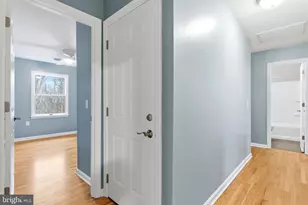 122 Stuart Dr, Winchester, VA 22602 - Photo 6