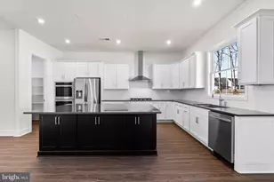 114 Heyford Dr, Stephenson, VA 22656 - Photo 10