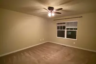 104 Gretchen Ct, Stephenson, VA 22656 - Photo 6