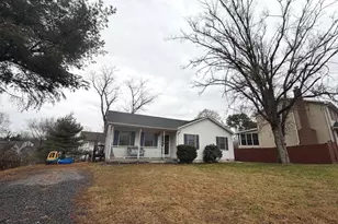 103 Kingsland Ct, Winchester, VA 22602 - Photo 2