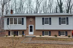 103 Northwood Cir, Cross Junction, VA 22625 - Photo 1