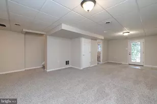 218 Tudor Dr, Winchester, VA 22603 - Photo 36