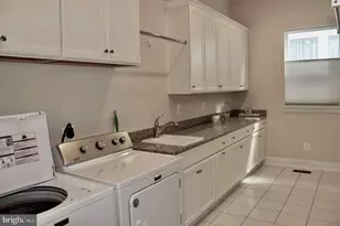 124 Pimpernel Pl, Lake Frederick, VA 22630 - Photo 12