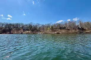 1065 Lakeview Dr, Cross Junction, VA 22625 - Photo 1