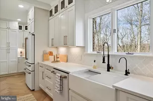 247 McGuire Rd, Winchester, VA 22603 - Photo 6