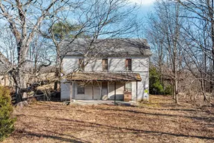 1990 Collinsville Rd, Cross Junction, VA 22625 - Photo 18